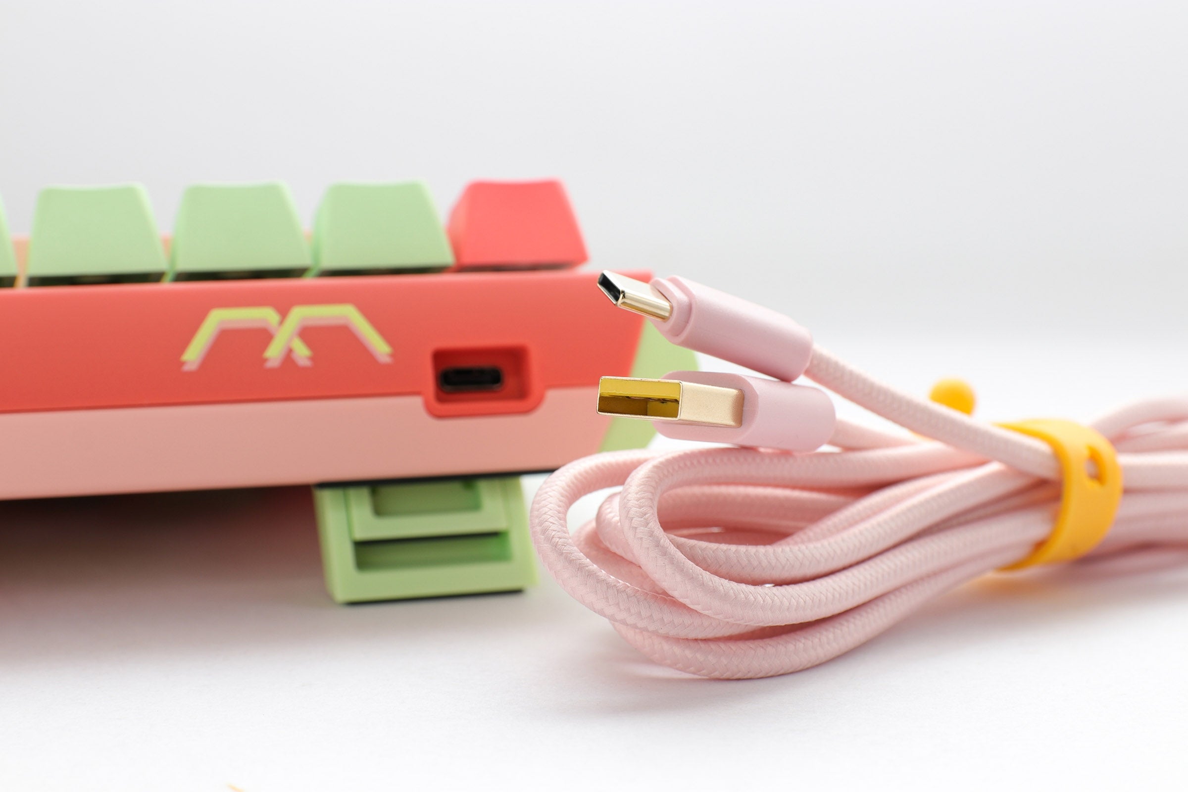 Ducky x MK Strawberry Frog One 3 Mini Hotswap 60% RGB Keyboard w/ Quack Mechanics