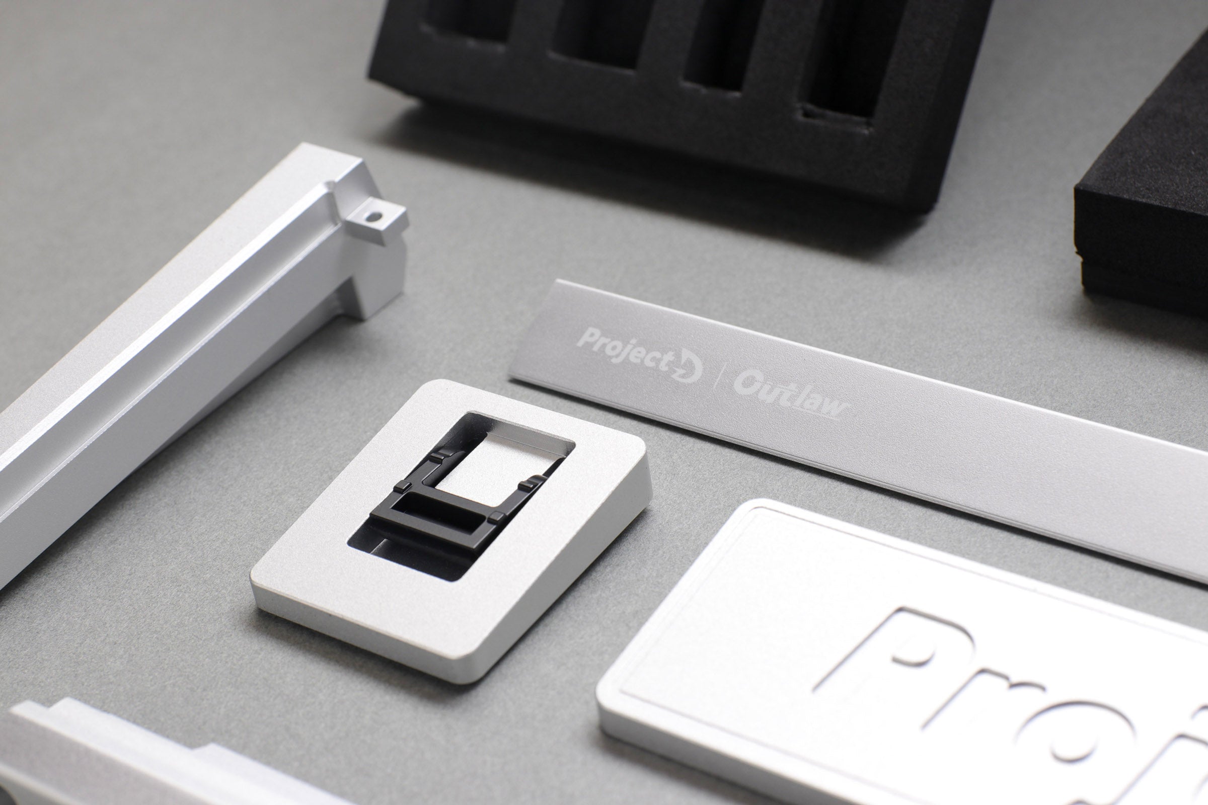 Ducky Outlaw 65 Aluminum 65% DIY Kit Hotswap RGB DIY Keyboard Kit