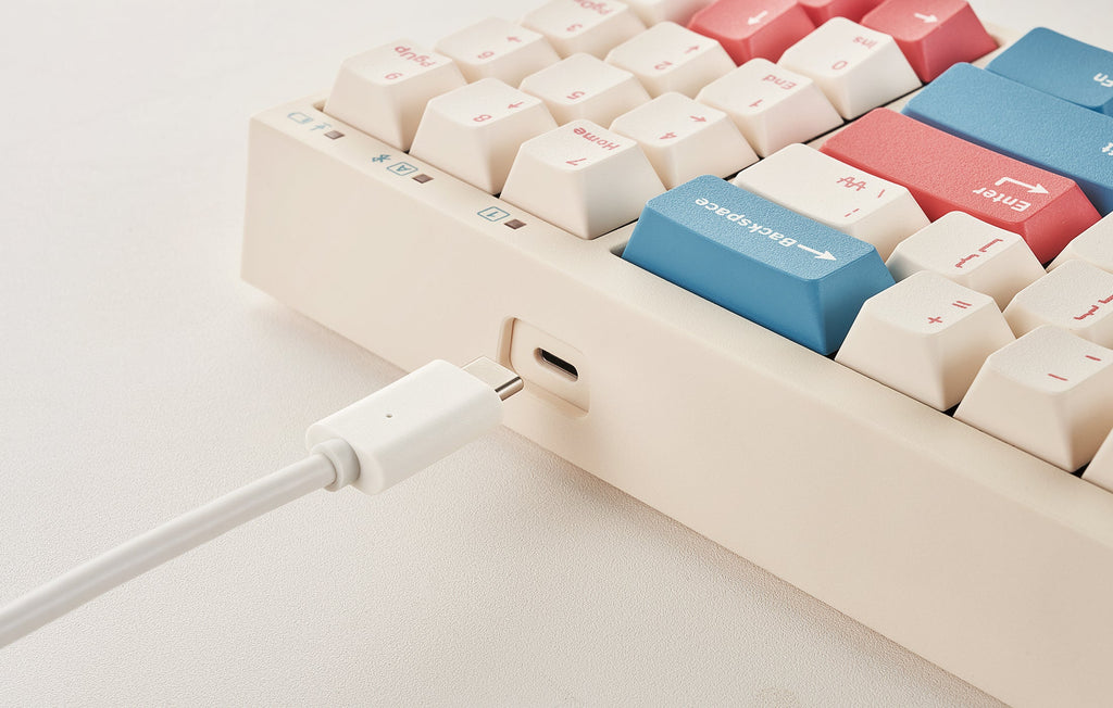 Leopold FC730MBT V2 Coral / Blue Bluetooth Mechanical Keyboard