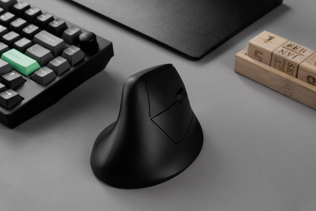 Keychron M5 Wireless Vertical Mouse