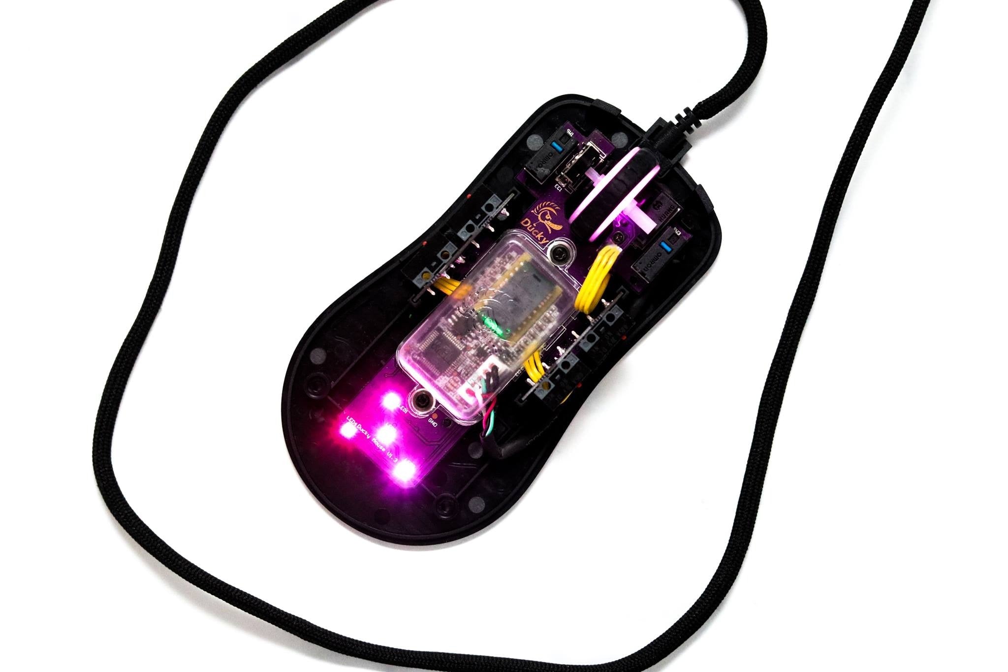 Ducky Feather Mouse 65g SR structure RGB 3389 Sensor Huano Switches