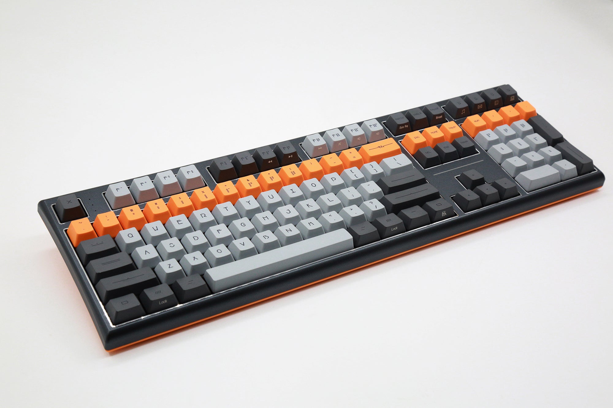 Varmilo Lure Series Lie Triple Mode Bluetooth + Wireless 2.4 GHz Mechanical Keyboard
