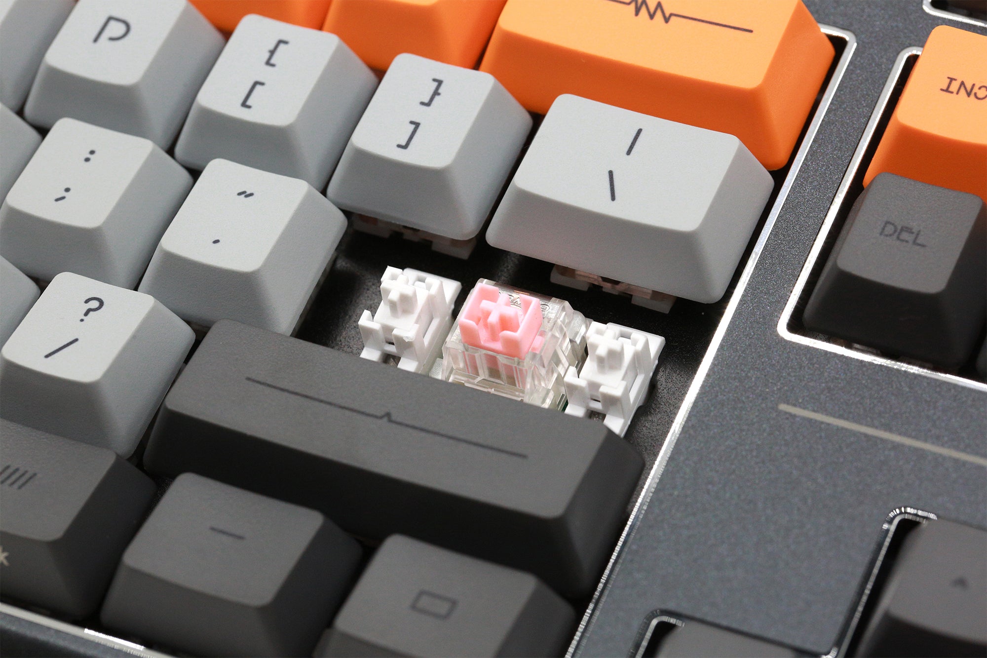 Varmilo Lure Series Lie Triple Mode Bluetooth + Wireless 2.4 GHz Mechanical Keyboard