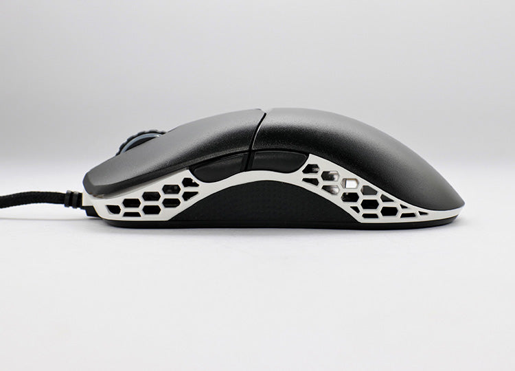 Ducky Black & White Feather Mouse (Kailh GM 8.0 Microswitch)