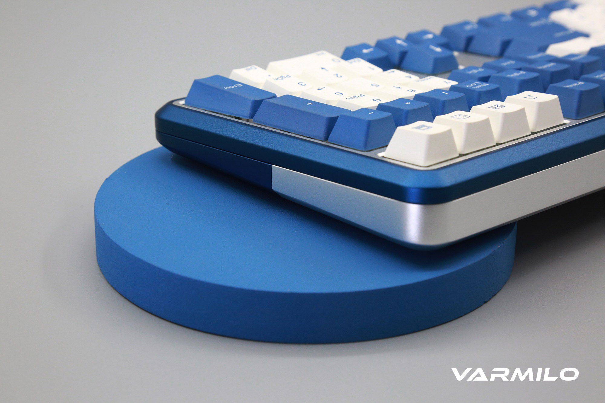 Varmilo Sword 2-108 Pacific Blue White LED Dye Sub PBT Aluminum EC Mechanical Keyboard
